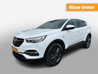 Opel Grandland 1.2 TURBO EDITION