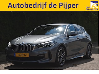 BMW 120i M-Sport Pro Pack Sport Line 180 PK | NL-Auto | Camera | Sfeerverlichting | Carplay | Nav | Full LED | Zéér netjes