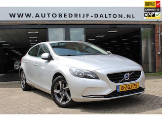 Volvo V40 1.6 T3 150 PK 5 DEURS Momentum AFN. TREKHAAK / NAVIGATIE / AIRCO (ECC) / CRUISE / PDC
