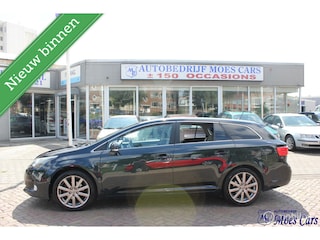 Toyota Avensis 1.8 VVTi Dynamic Business PANO / CLIMA / CRUISE