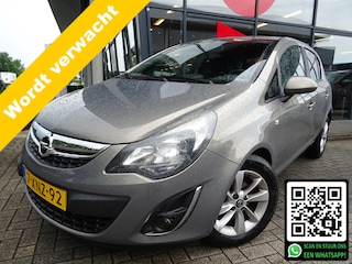 Opel Corsa 1.2-16V Design Edition | NL AUTO | NAVIGATIE | CRUISE CONTROL | VIERSEIZOENEN BANDEN |