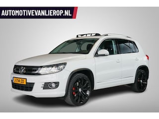Volkswagen Tiguan 2.0 4-MOTION R-Line | DSG | PANO | FENDER