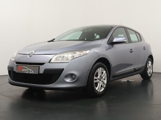 Renault Mégane 1.6 110pk Expression - Trekhaak - Airconditioning - Schuif/kantel dak