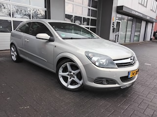 Opel Astra GTC 1.6 Sport