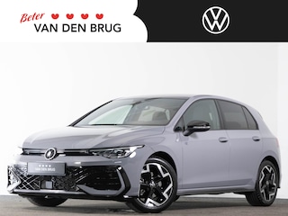 Volkswagen Golf R-Line 1.5 TSI 150 pk | LED Plus | Trekhaak | Harmon Kardon | Adaptieve cruise | Black Style | Camera | Stoelverwarming |
