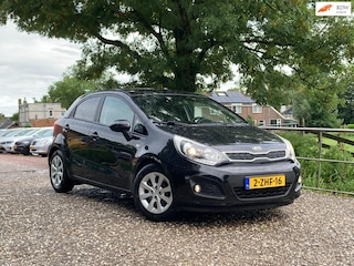 Kia Rio 1.2 CVVT BusinessLine | Navi + Airco + Cruise Nu € 6.975,-!!!