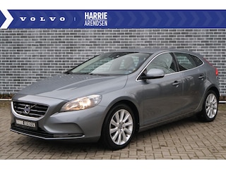 Volvo V40 1.6 T3 Summum | Achteruitrijcamera | Stoelverwarming | Climate Control | Navigatie
