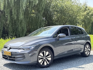 Volkswagen Golf 1.5 TSI LIFE BUSINSS VIRTUAL/NAVI/TREKHAAK