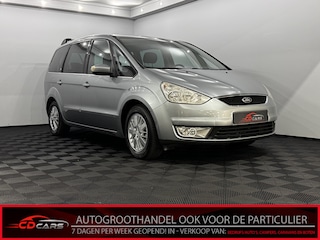 Ford Galaxy 2.0 TDCi Ghia 7p Clima, Cruise control, Parkeersensoren, Mistlamp, Radio Bij de verkoop van gebruikte voertuigen door CD-Cars wordt geen standaard garantie verstrekt. De koper aanvaardt het voertuig in de staat waarin het zich bevindt op het moment van aankoop, Vo