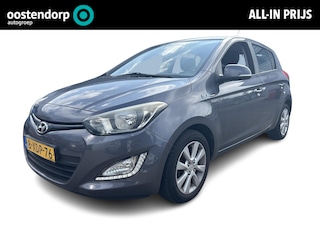 Hyundai i20 1.2i i-Deal | Navigatie | Airco | Rijklaarprijs !