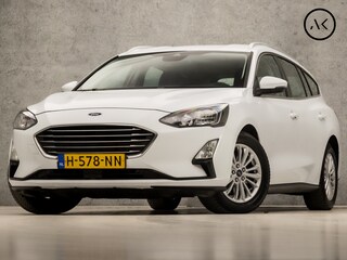 Ford Focus Wagon 1.0 EcoBoost Titanium Business Automaat (APPLE CARPLAY, GROOT NAVI, STUUR/STOELVERWARMING, PARKEERSENSOREN, SPORTSTOELEN, CRUISE, DAB+, LED KOPLAMPEN, NIEUWE APK, NIEUWSTAAT)