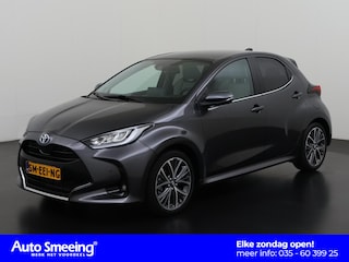Toyota Yaris 1.5 Hybrid Iconic | Panoramadak | Head Up | Zondag Open!
