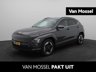 Hyundai Kona Comfort Smart 65.4 kWh | Adaptieve Cruise Control | Climate Control | Stoel/Stuurverwarming | Elektrische kofferklep | Beschikbaar Vanaf 21-11-2025 |