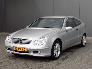 Mercedes-Benz C-klasse Sportcoupé 180 K. Xenon