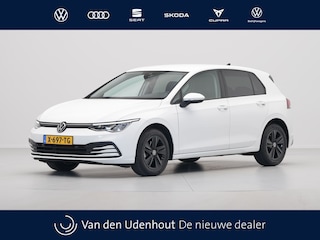 Volkswagen Golf 1.0 TSI 110pk Life Business Navigatie Memory Stoelverwarming Acc 312