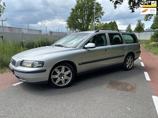 Volvo V70 2.3 T-5 Geartr. C.L Automaat 250pk Dealer onderhoud