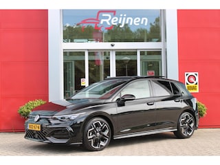 Volkswagen Golf 8.5 1.5 eTSI 150PK AUTOMAAT R-LINE EDITION | PANORAMISCH SCHUIF/KANTEL DAK | LICHTMETALEN VELGEN 18" "YORK" | 360˚ CAMERA | 3-ZONE AIRCONDITIONING INCL. AIRCARE | RIJASSISTENT PAKKET O.A. ADAPTIVE CRUISE CONTROL, LANE ASSIST, DODEHOEK DETECTIE | NAVIGATIE | HEAD UP DISPLAY | STOEL/STUUR VERWARMING | DESIGN PAKKET BLACK STYLE MET LED MATRIX KOPLAMPEN (IQ LIGHT)|