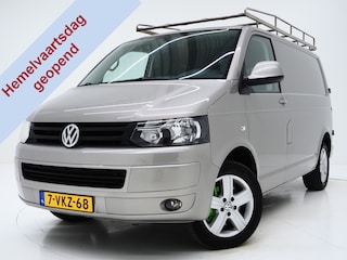 Volkswagen Transporter 2.0 TDI 180PK DSG L1H1 4Motion 3-Zits | Camera | Cruise | Stoelverwarming | Imperiaal | Carplay | Trekhaak