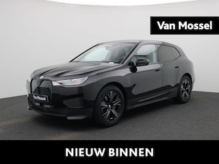 BMW iX xDrive40 Executive 77 kWh | Navigatie | Leder | LED | Camera| Adaptive cruise | Trekhaak