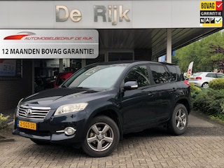Toyota RAV4 2.0 VVTi X-Style 2WD | 1e Eigenaar, Nieuwstaat | Leder/Alcan., Trekh., Navi, Camera, Climate, Cruise, Bluetooth | NAP