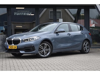 BMW 116i Sportline | CAMERA | APPLE CARPLAY | ANDROID AUTO | NAP | DEALER ONDERHOUDEN