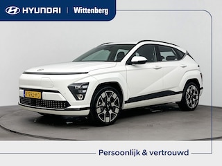 Hyundai Kona COMFORT LIMITED 65.4 kWh | WARMTEPOMP | 514 km RANGE! | CLIMA | CRUISE | CAMERA | 19'' LM VELGEN | FABRIEKSGARANTIE GELDIG T/M 1-2029! |