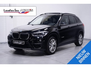 BMW X1 sDrive18d Executive 18"-inch X-Pack private glas pano-dak PDC shadow-lane voorstoelen in hoogte verstelbaar