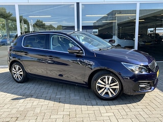 Peugeot 308 1.2 PureTech Blue Lease Premium 50% deal 5.475,- ACTIE Trekhaak / Pano / Massage / Stoel verwarming / Carplay