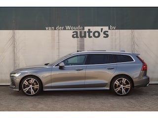 Volvo V60 2.0 T5 250pk Automaat Momentum -PANO-LEER-CAM-