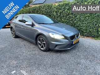 Volvo V40 2.0 D3 R-Design Automaat | LED | Navi | Autom. Airco | Cruise Control | LMV | Privacy Glass | PDC | 1e eigenaar | Dealer onderhouden | Nieuwe APK