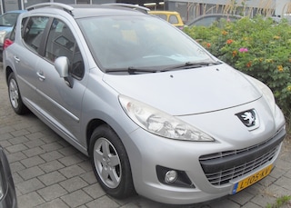 Peugeot 207 1.4 VTI Alurre airco