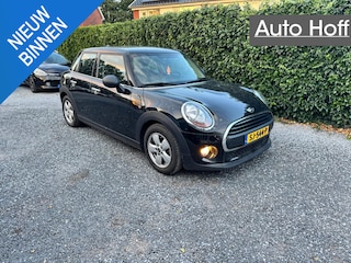 Mini Mini 1.5 D Business | Navi | Airco | Cruise Control | 5 Deuren | 1e eigenaar! | Dealer onderhouden | APK tot 13-04-2026!