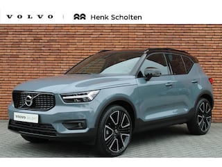 Volvo XC40 T3 Automaat R-Design | Trekhaak | Adaptieve Cruise Control | Elektrisch Verstelbare Voorstoelen | Parkeercamera | 21" Lichtmetalen velgen | Elektrisch Verwarmbare Voorruit | Apple Carplay/ Android Auto | Bluetooth Telefonie & Multimedia
