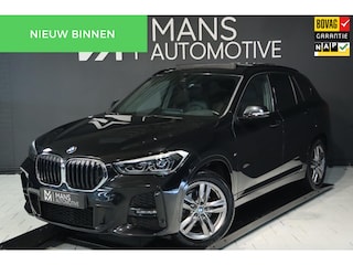 BMW X1 SDrive18i M Sport / PANODAK / HUD / KEYLESS / CAMERA / LED