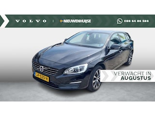Volvo V60 1.5 T2 Polar+ Dynamic | Stoelverwarming | DAB | Parkeercamera | Parkeersensoren V+A | Trekhaak | Leder | Regensensor |