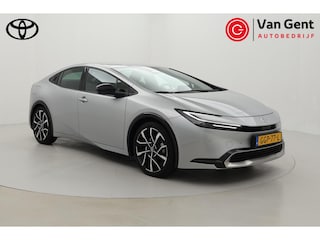Toyota Prius 2.0 Plug-in Executive | Navigatie | 19 inch | Dodehoek detectie | Stoel-/stuurverwarming | Digitale binnenspiegel | Keyless | Adaptive Cruise | Camera | Apple Carplay / Android Auto