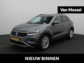Volkswagen T-Roc 1.0 TSI Life 110 PK | Airco | Apple Carplay | Adaptieve Cruise Control | Lane Assist | Parkeersensoren voor- en achter |