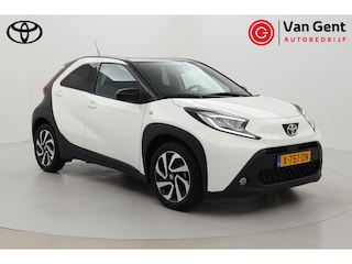 Toyota Aygo 1.0 VVT-i MT Pulse | Apple Carplay / Android Auto | Adaptive Cruise | LED | Clima | Camera | 17 inch | Privacy glas