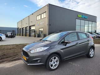Ford Fiesta 1.0 80 pk Style Ultimate Cruise-control Navigatie