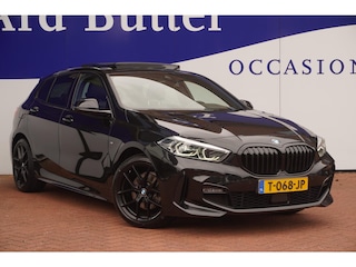 BMW 118i Introduction Edition M sport+navigatie+camera+Pano-dak+vitrual+Leder+Led+body-kitt M = SUPER !!