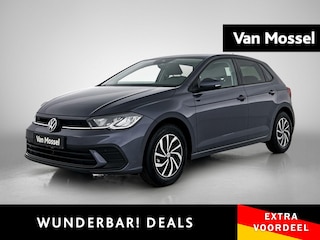 Volkswagen Polo 1.0 TSI Life Edition 95 PK | Navigatie | Camera | Apple Carplay draadloos | Android Auto draadloos | | Keyless access | Stoelverwarming | Climate Control | Digital Cockpit | Adaptive Cruise Control | LED koplampen | Ruiten getint | Telefoon draadloos laden |