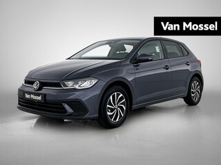 Volkswagen Polo 1.0 TSI Life Edition 95 PK | Navigatie | Camera | Apple Carplay draadloos | Android Auto draadloos | | Keyless access | Stoelverwarming | Climate Control | Digital Cockpit | Adaptive Cruise Control | LED koplampen | Ruiten getint | Telefoon draadloos laden |