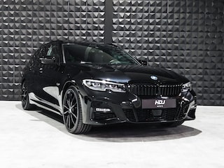 BMW 3-serie Touring 330e M Sport | PANO | 19" | Memory | All Black | HIFI | Trekh. | ACC |Led Kopl. | Camera |