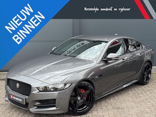Jaguar XE 2.0 Portfolio R / Full Option / Camera / PDC / NAV