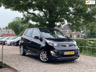 Kia Picanto 1.2 CVVT R-SportbyKia | Stoel verw. + Clima + Cruise nu € 5.975,-!!!
