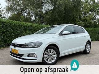 Volkswagen Polo 1.0 TSI Highline Automaat | slechts 20.858 km | Apple CarPlay/Android Auto | Stoelverwarming | Clima | PDC | LED |