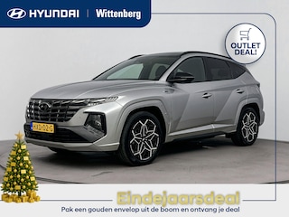 Hyundai Tucson 1.6 T-GDI PHEV NLINE SKY 4WD | SCHUIFDAK | CLIMA | CRUISE | CAMERA | 19'' LM VELGEN | PLUG-IN HYBRID | AUTOMAAT | PRIVACY GLASS | STUUR- & STOELVERWARMING | ELEKTRISCHE ACHTERKLEP | FABRIEKSGARANTIE GELDIG T/M 11-2027! |