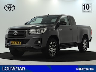 Toyota Hilux 2.4 D-4D Xtra Cab Challenger VAN | Navigatie | Trekhaak |