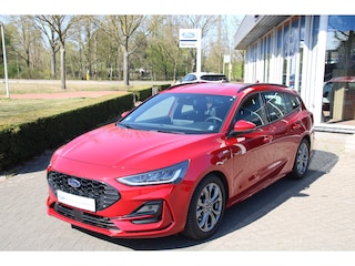Ford Focus Wagon 1.0 EcoBoost 155 PK Hybrid AUTOMAAT ST- Line AFNEEMBARE TREKHAAK | WINTERPAKKET | NAVIGATIE |