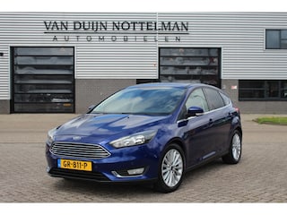 Ford Focus 1.5 Titanium Edition / Navigatie / PDC / Trekhaak / N.A.P.